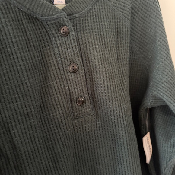 Old Navy Dark Green Waffle Knit Button Up Henley - Picture 6 of 6